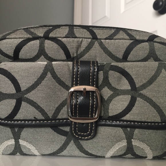 Brand new/ unworn Gray Crossbody Purse Bag - Picture 2 of 6